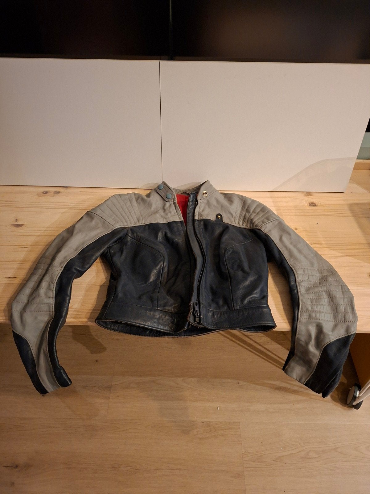 VINTAGE leder BMW motorjas maat M, Motoren, Ophalen