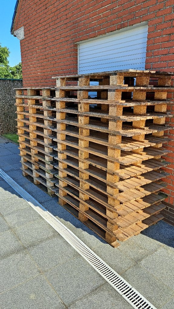 25 palettes 137 cm x 74 cm, Bricolage & Construction, Enlèvement, Palette