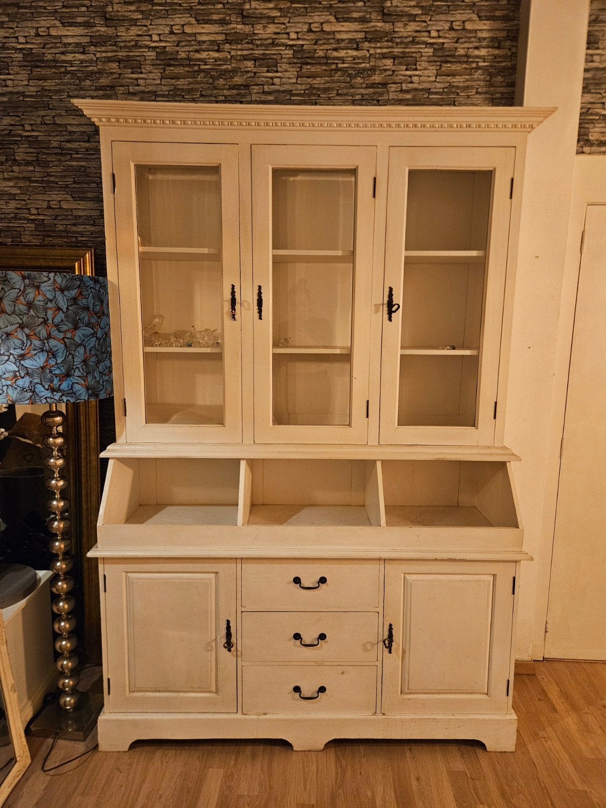 Houten witte vintage vitrinekast, Maison & Meubles, Armoires | Buffets, Utilisé, 200 cm ou plus, 100 à 150 cm, 25 à 50 cm, Avec tiroir(s)