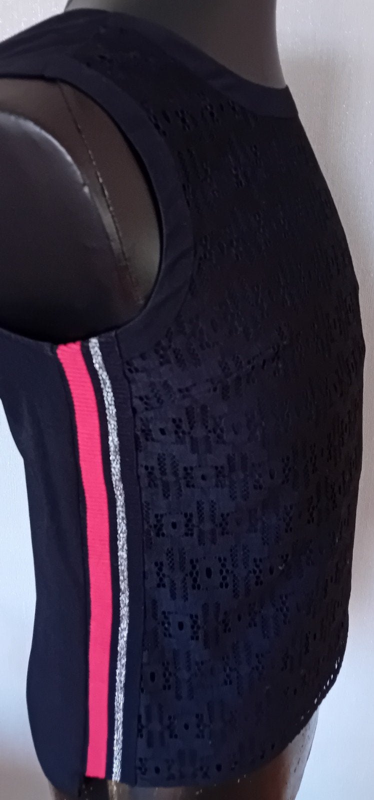 Ensemble 2 pièces en dentelle Kocca noir/rouge taille 36/38, Enlèvement ou Envoi, Taille 36 (S), Rouge