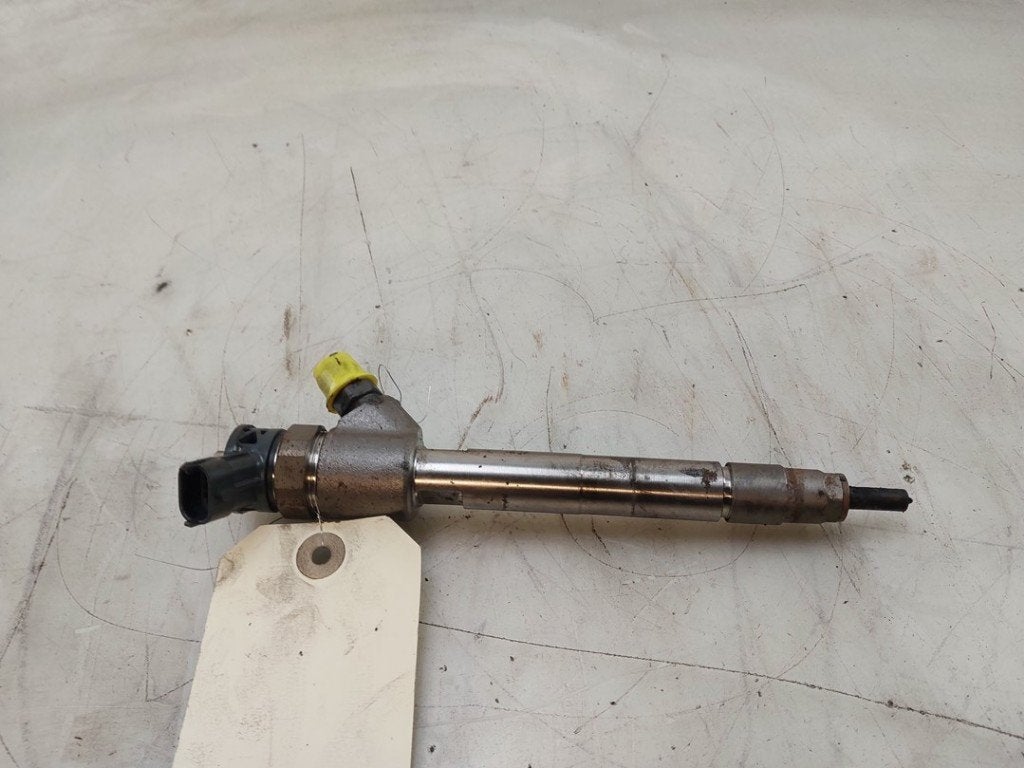 INJECTEUR FAP Peugeot Partner (EA / / EF / EN / EU), Robert Bosch AG, Utilisé, Robert-Bosch-Allee 1
74232  Abstatt, DE, Engineering@bosch.com