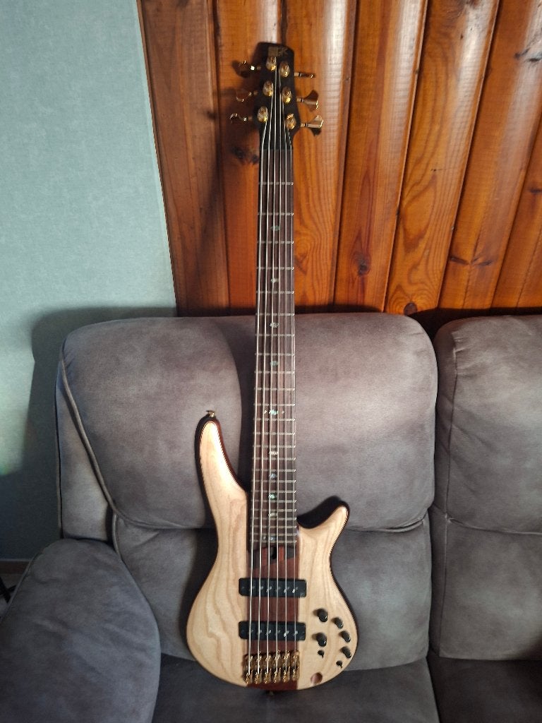 Ibanez premium sr1306, Ophalen, Zo goed als nieuw, Elektrisch, 6-snarig