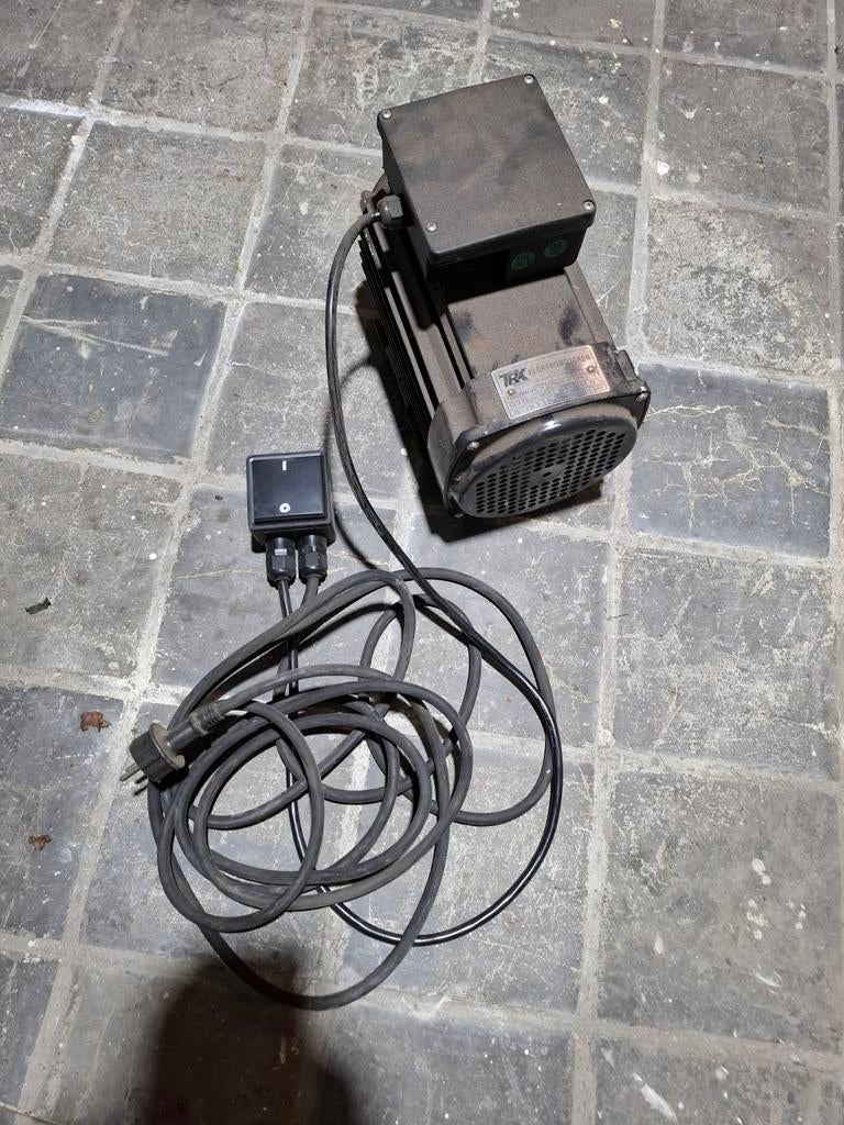 Electromotor, Doe-het-zelf en Bouw, Ophalen, Nieuw, Elektrisch