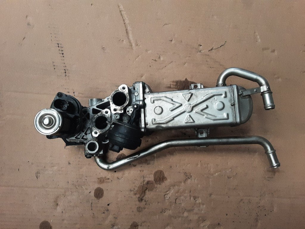 VANNE EGR Volkswagen Golf VI (5K1) (30L131512D), Volkswagen, Mevr. I. Hauben, Utilisé, Rue de l'Espoir 34 34
4030  GRIVEGNÉE, BE