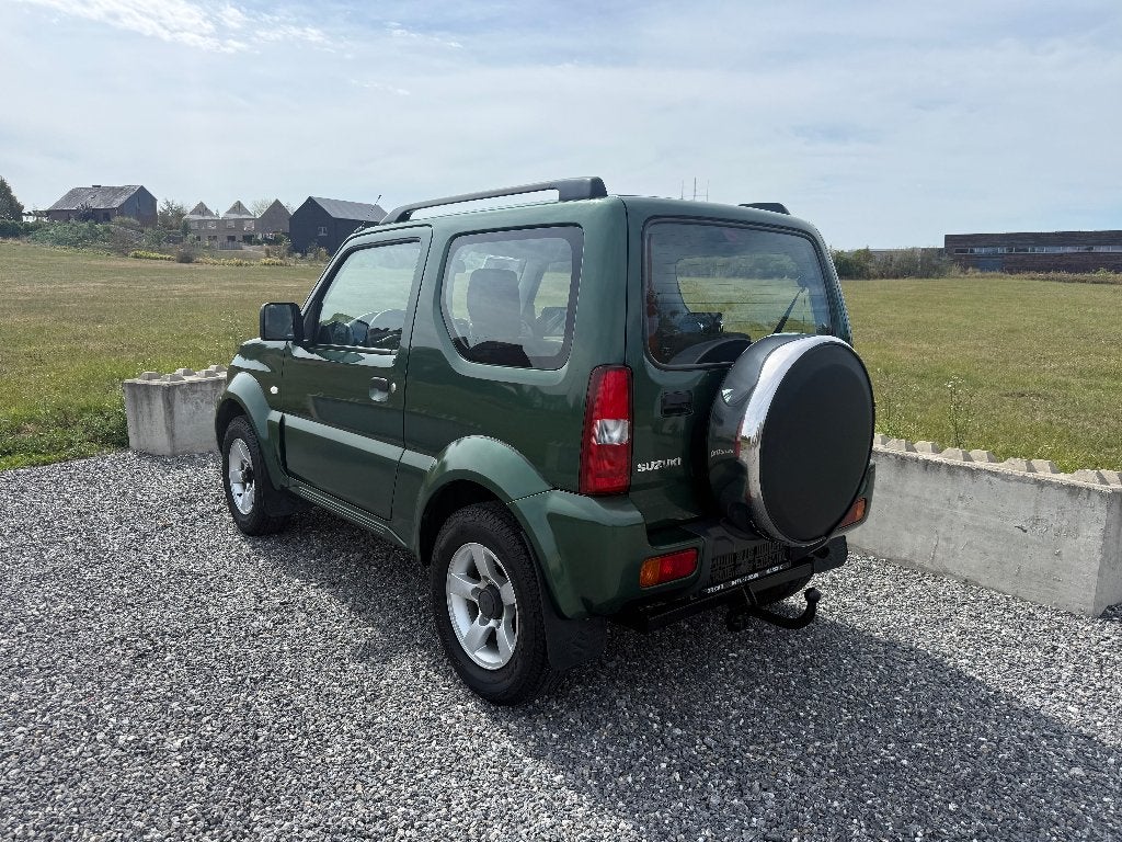 Suzuki Jimny 1.3 85CH **4X4 Clim Attelage**, Autos, Suzuki, Achat, 63 kW, Entreprise, Boîte manuelle