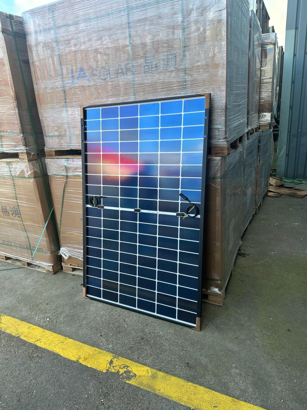 Système solaire Jinko de 470 watts de pointe, Bricolage & Construction, Panneaux solaires & Accessoires, Enlèvement, Neuf, Panneau