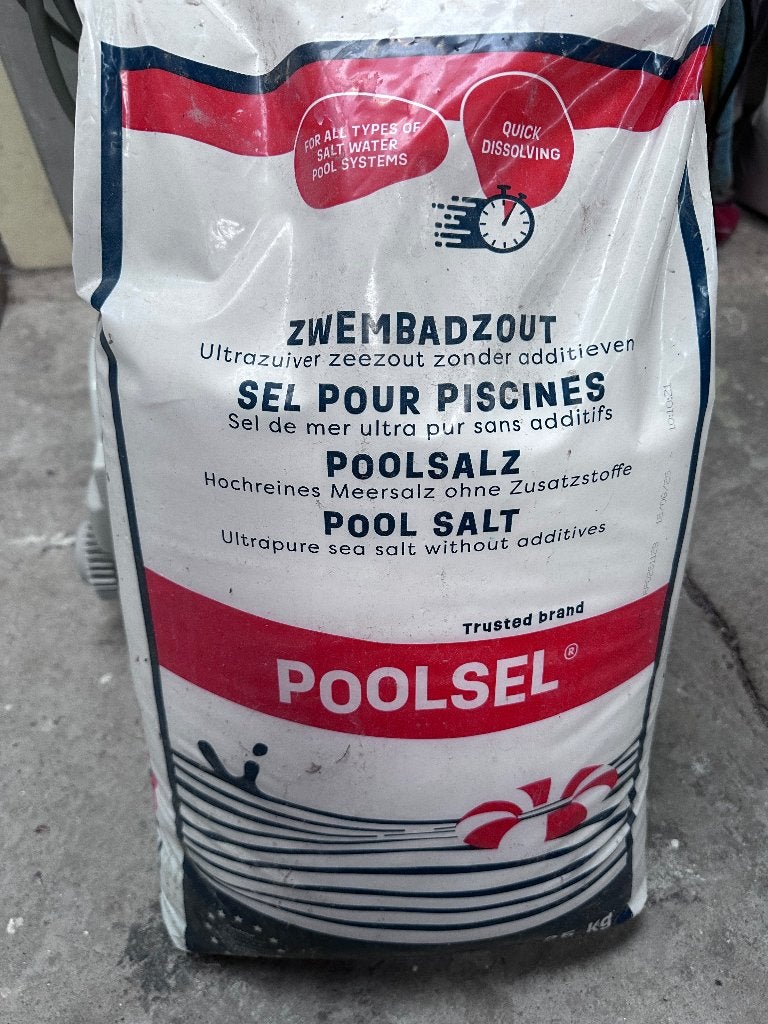 Zwembadzout, Ophalen, Nieuw
