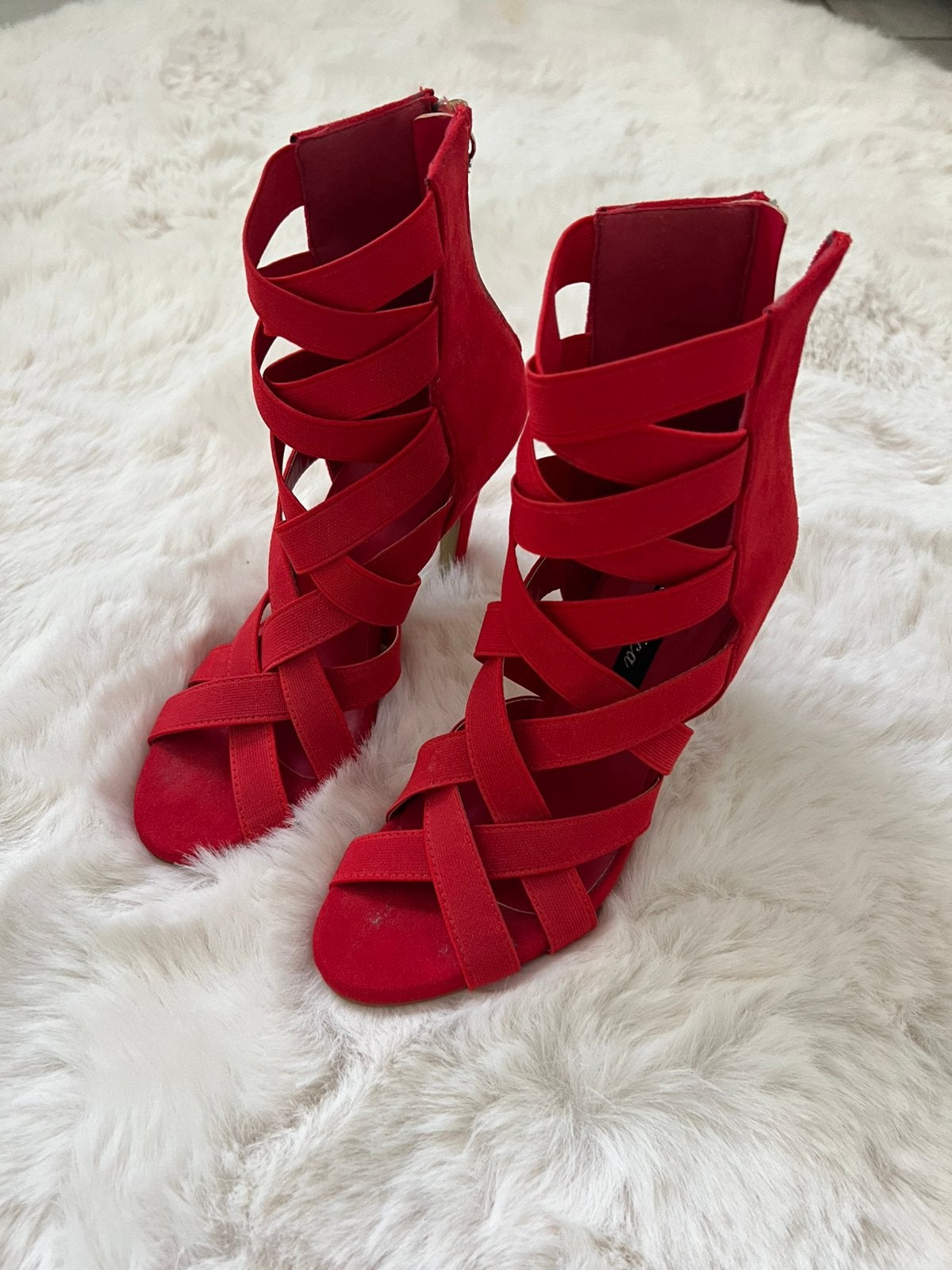 Talons rouges, Enlèvement ou Envoi, Chaussures à haut talons, Neuf, Rouge