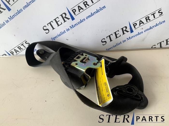 Ceinture de sécurité avant droite d'un Mercedes Vito, 3 mois de garantie, Utilisé, -, -