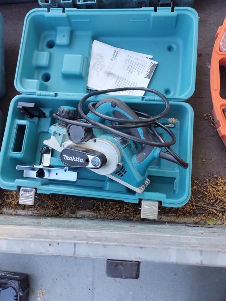 Makita elektrische schaaf, Ophalen