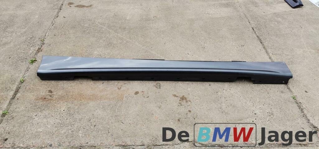 Sideskirt rechts grijs BMW 1-serie E87 51717147402, Auto-onderdelen, Gebruikt, Ophalen of Verzenden, BMW, BMW