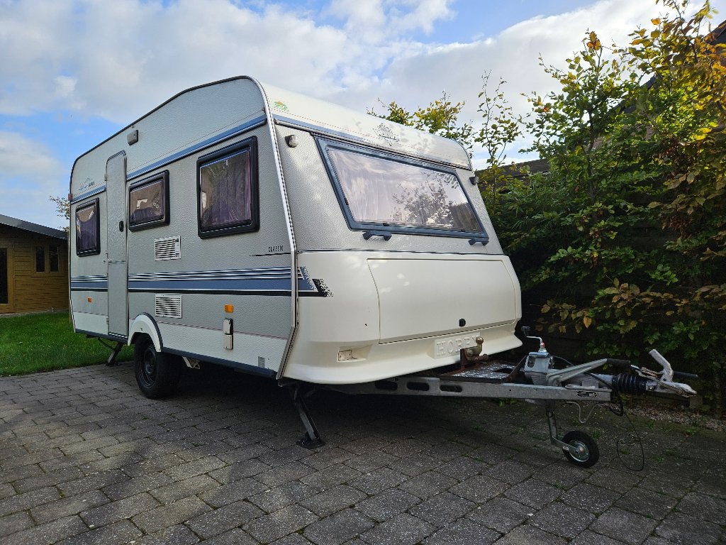 Caravan Hobby Classic 430 + voortent, Standaardzit, Hobby, Tot en met 2, Dwarsbed