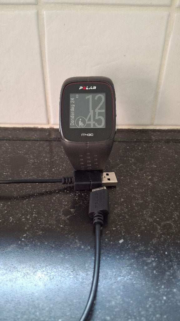Sporthorloge Polar M430, Handtassen en Accessoires, Ophalen, Gebruikt, Zwart, Hoogte