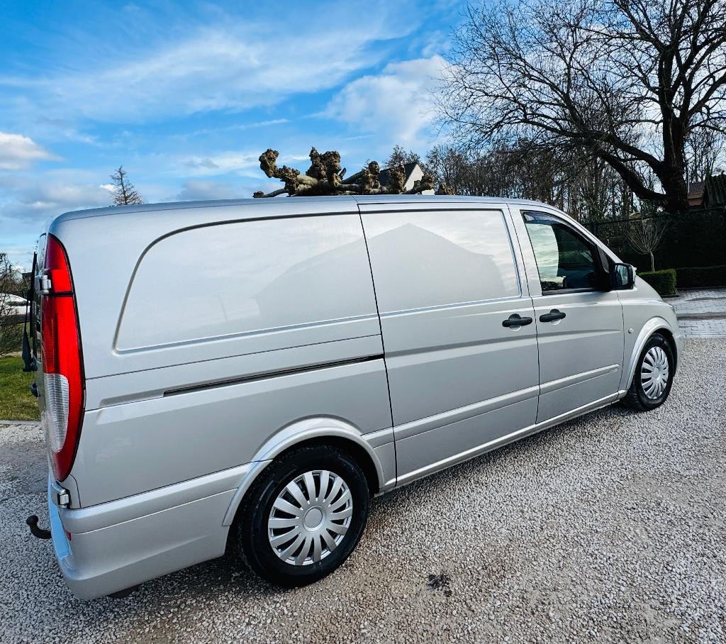 PRACHTIGE MERCEDES VITO 3.0CDI V6 AUTOMAAT AIRCO TREKHAAK, Automaat, Euro 5, Achterwielaandrijving, Zwart