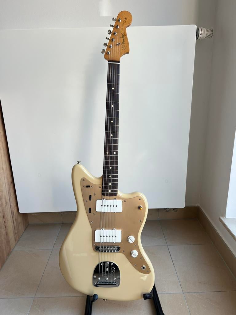 Fender Jazzmaster Vintera 2, Ophalen, Zo goed als nieuw, Fender