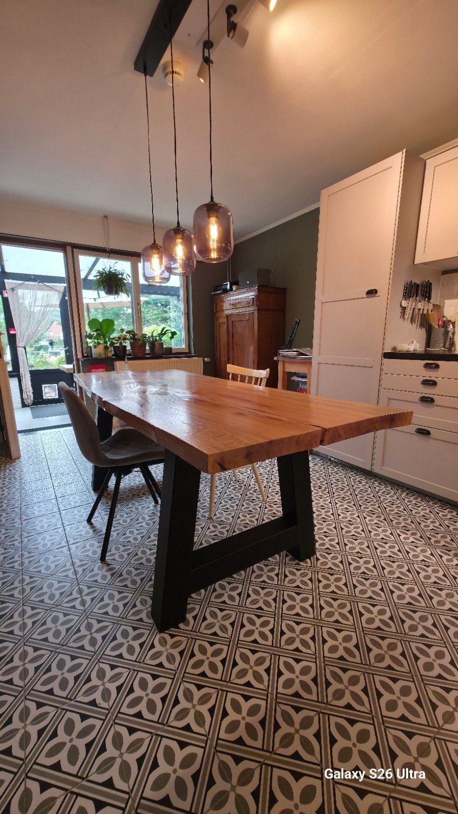 Table en tronc de platane massif, Enlèvement ou Envoi