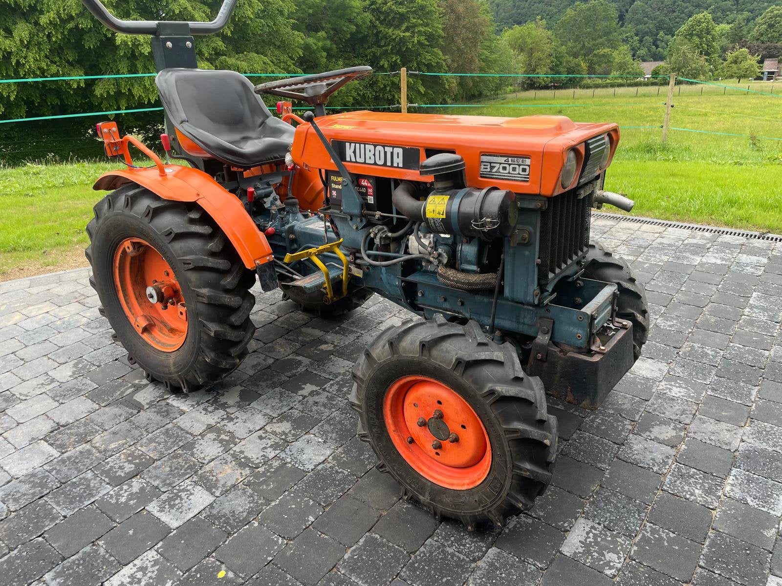 Tracteur Kubota 4x4, Zakelijke goederen, Landbouw | Tractoren, Ophalen, Gebruikt