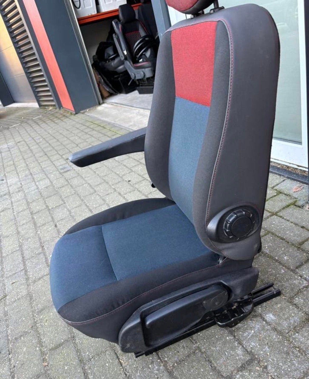 Stoel chauffeur Renault Master/ Opel Movano NV40 2010-2023, Autos : Pièces & Accessoires, Habitacle & Garnissage, Opel, Renault