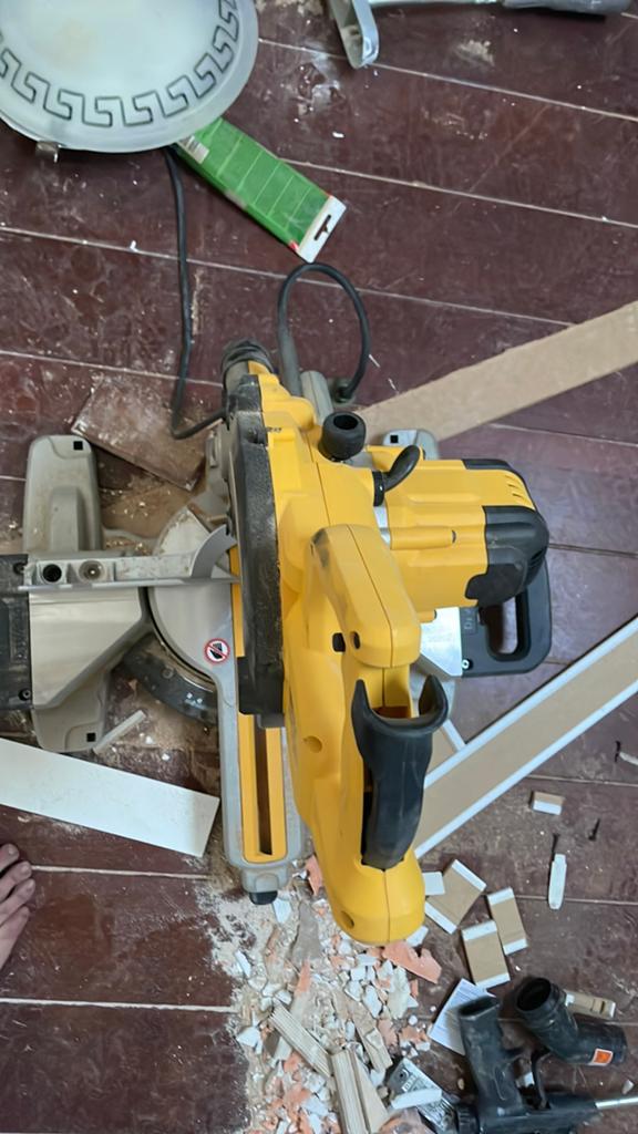 Afkortzaag, Doe-het-zelf en Bouw, Ophalen, Zo goed als nieuw, Afkortzaag