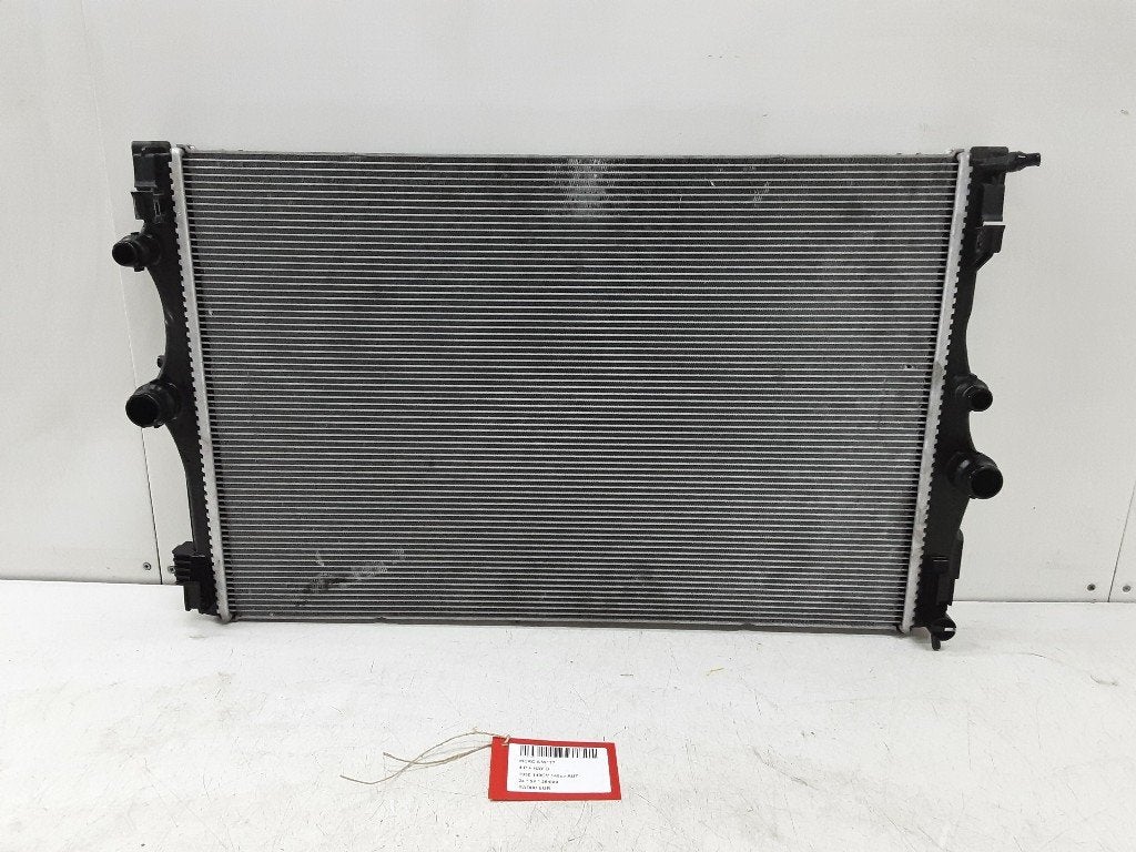 RADIATEUR EAU Mercedes-Benz A (177.0) (A2475000203), Mercedes-Benz, Utilisé, Dialog.mb@mercedes-benz.com, Mercedes-Benz AG