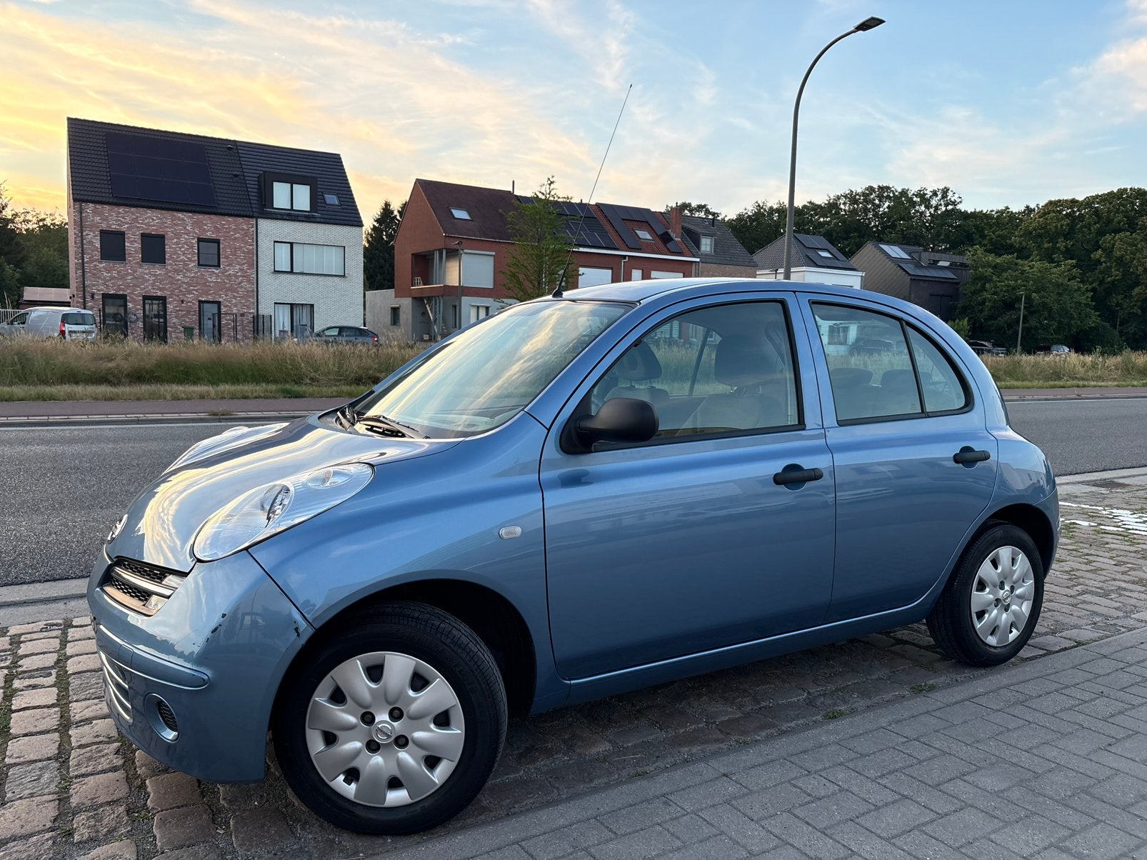 Nissan Micra | 12 Maanden Garantie | 33 Dkm | Benzine | 2005, Auto's, Nissan, Zwart, Blauw, https://public.car-pass.be/vhr/f513068c-3ca7-4396-b56d-13bc71609ba8