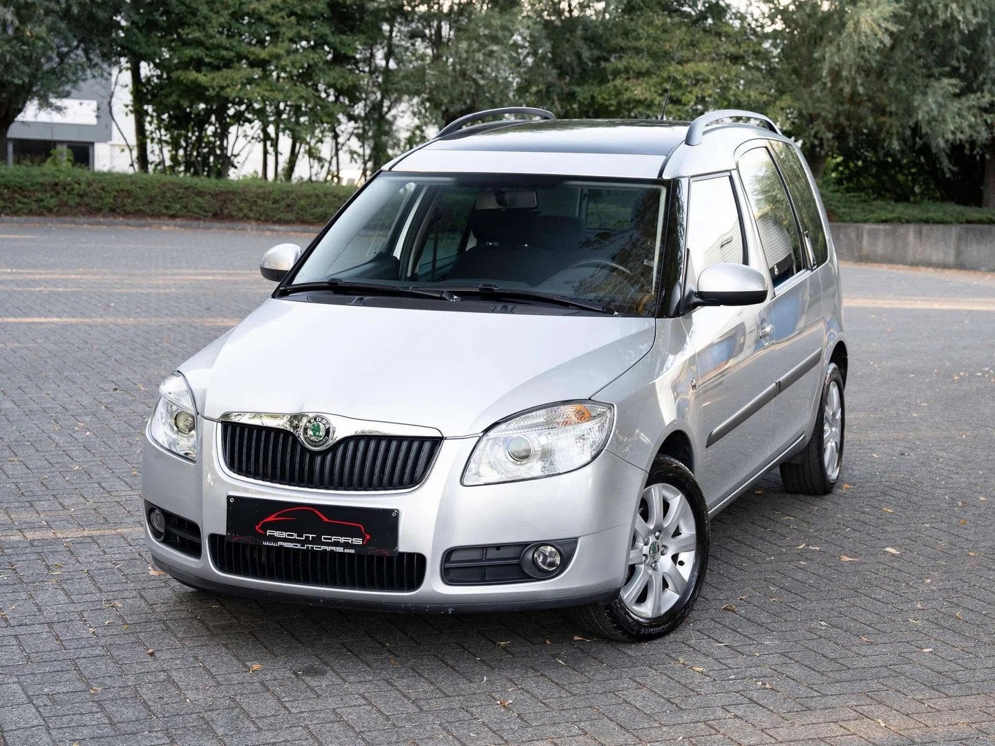 Skoda Roomster Roomster 1.4i * Garantie *, Autos, Argent ou Gris, Achat, Entreprise, Boîte manuelle