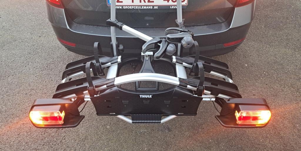 Porte-vélos THULE comme NEUF ! ! !, Autos : Divers, Porte-vélos, Enlèvement, 2 vélos, Comme neuf, Support d'attelage