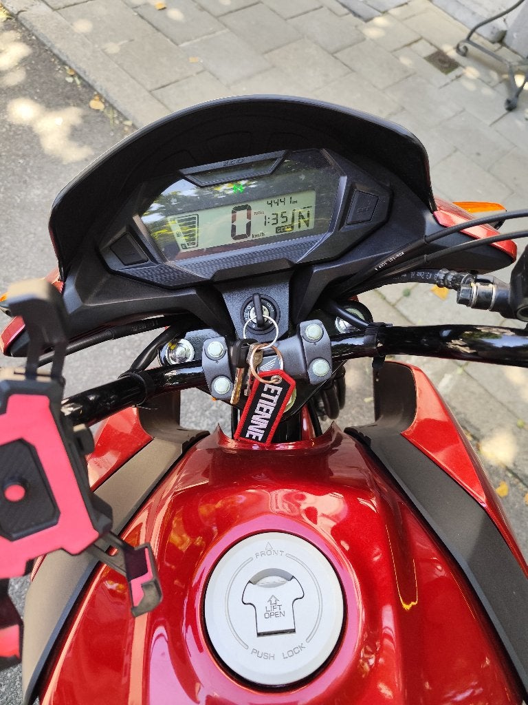 Honda cb125f, Motos, Motos | Honda, Particulier, Autre, jusqu'à 11 kW, 4 cylindres, Permis Moto A1 minimum, Éclairage LED, Manuelle