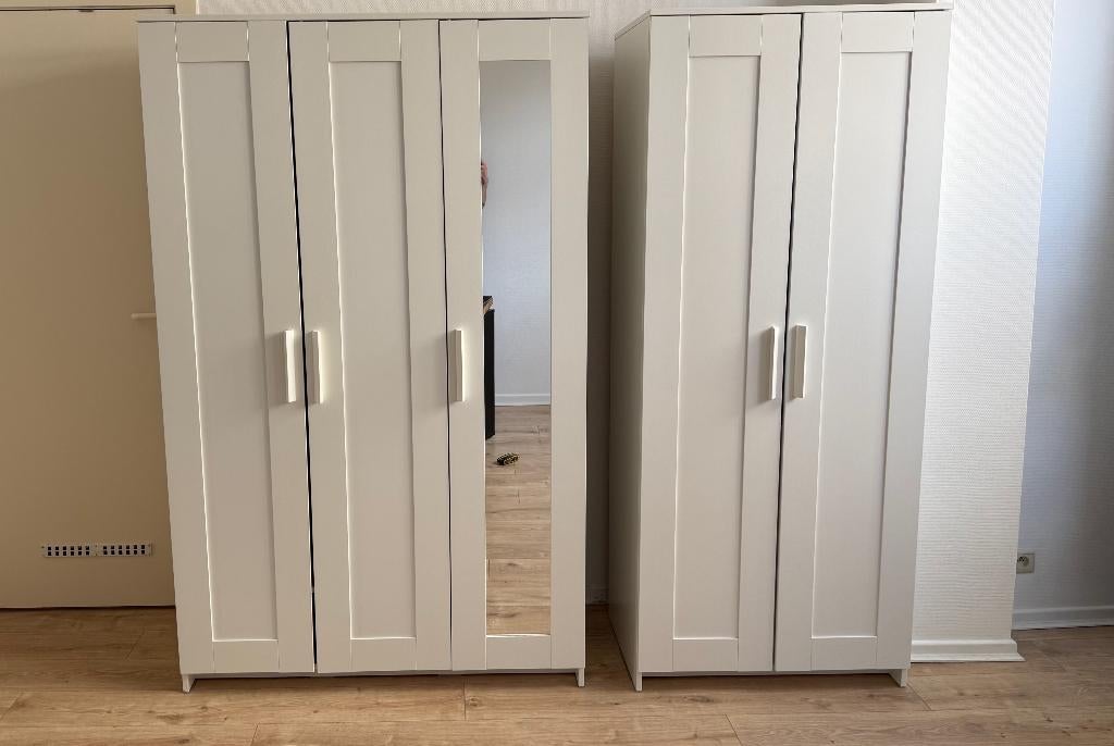 IKEA BRIMNES Armoires 3 portes miroir + 2 portes, Maison & Meubles, Armoires | Penderies & Garde-robes, Utilisé, 150 à 200 cm
