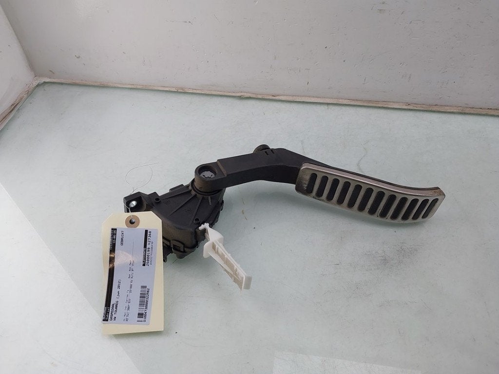 GASPEDAAL Volkswagen Touareg (7PA / PH) (01-2010/03-2018), Auto-onderdelen, Dhr. J. Ham, Gebruikt, Volkswagen, Administratie@autoham.nl