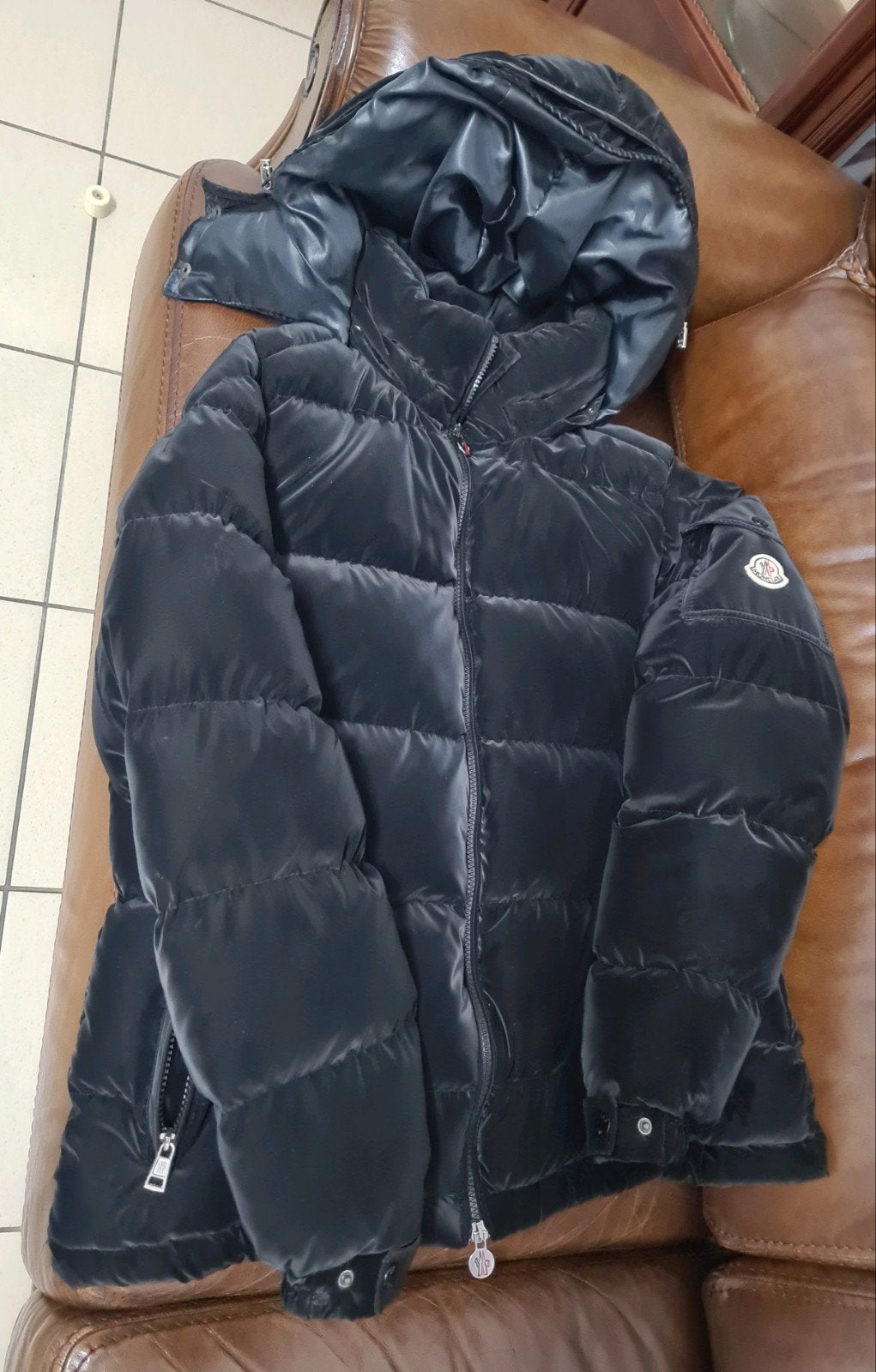 doudoune moncler Taille S NEUF hommes 500€, Enlèvement, Neuf, Taille 48/50 (M), Moncler