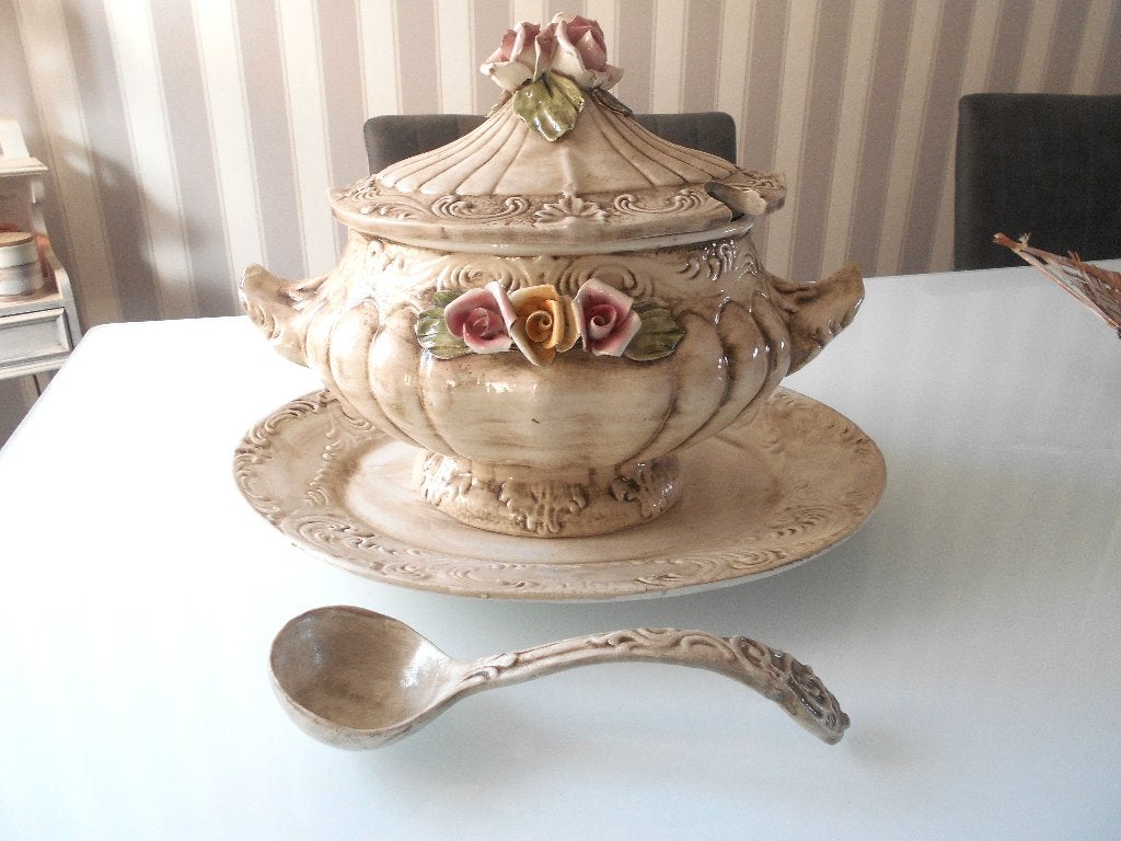 grande ancienne soupiere ceramique italienne ,louche et plat, Antiquités & Art, Enlèvement