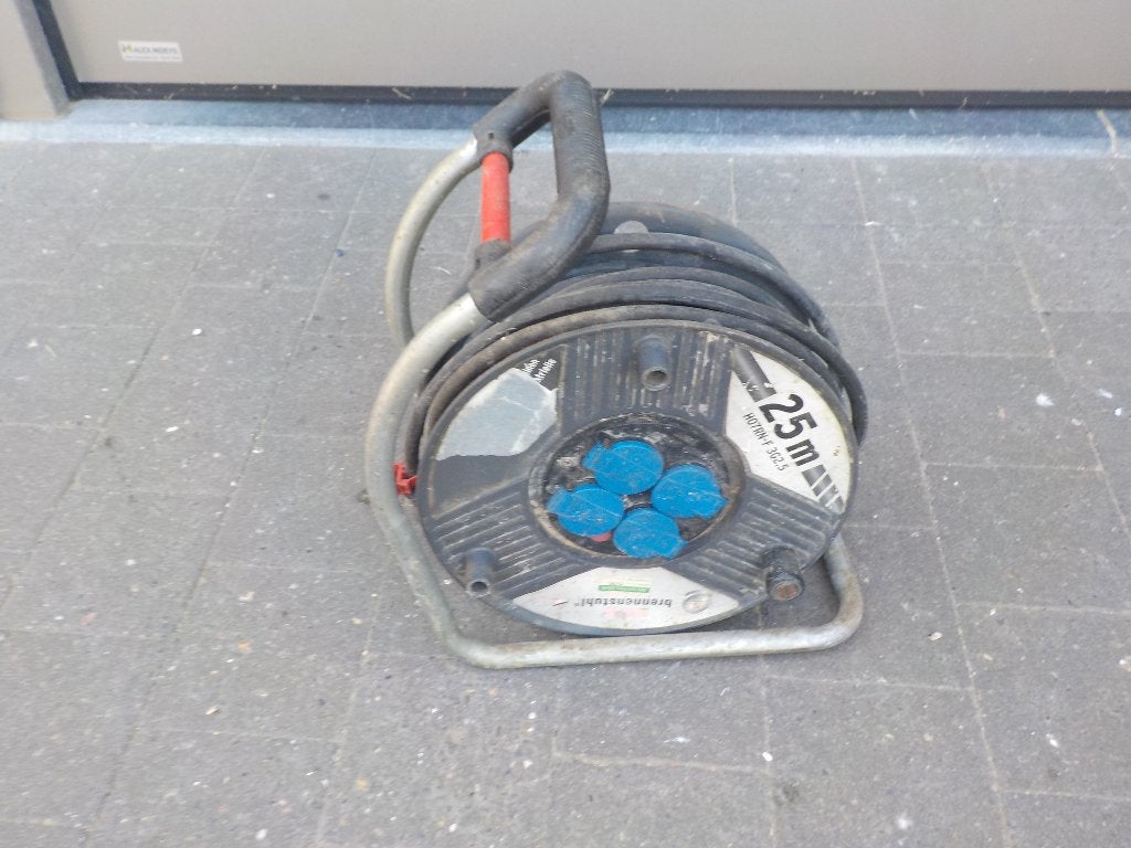Verlengkabel 25m, Ophalen