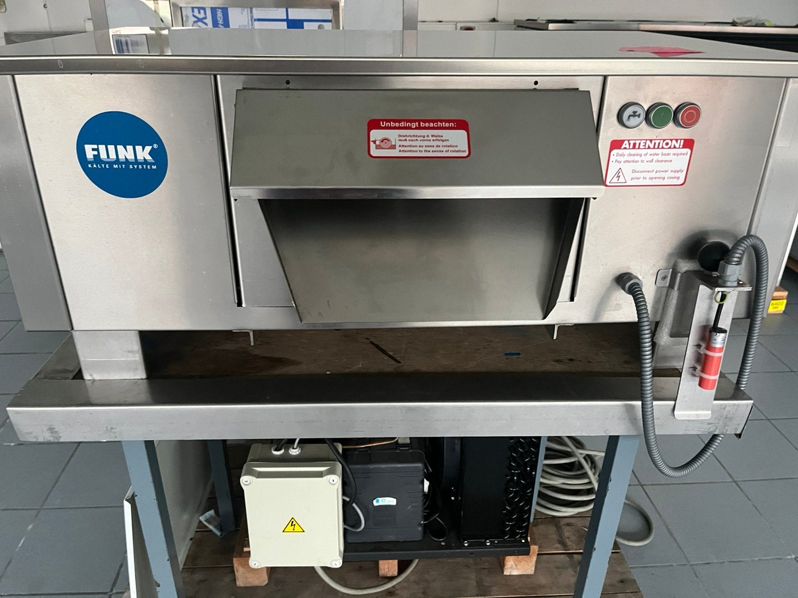 Ijsschilfermachien Funk, Elektronische apparatuur, Ophalen, Nieuw