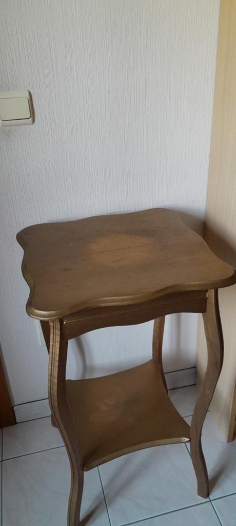 Tafel etagere geschilderd, Ophalen