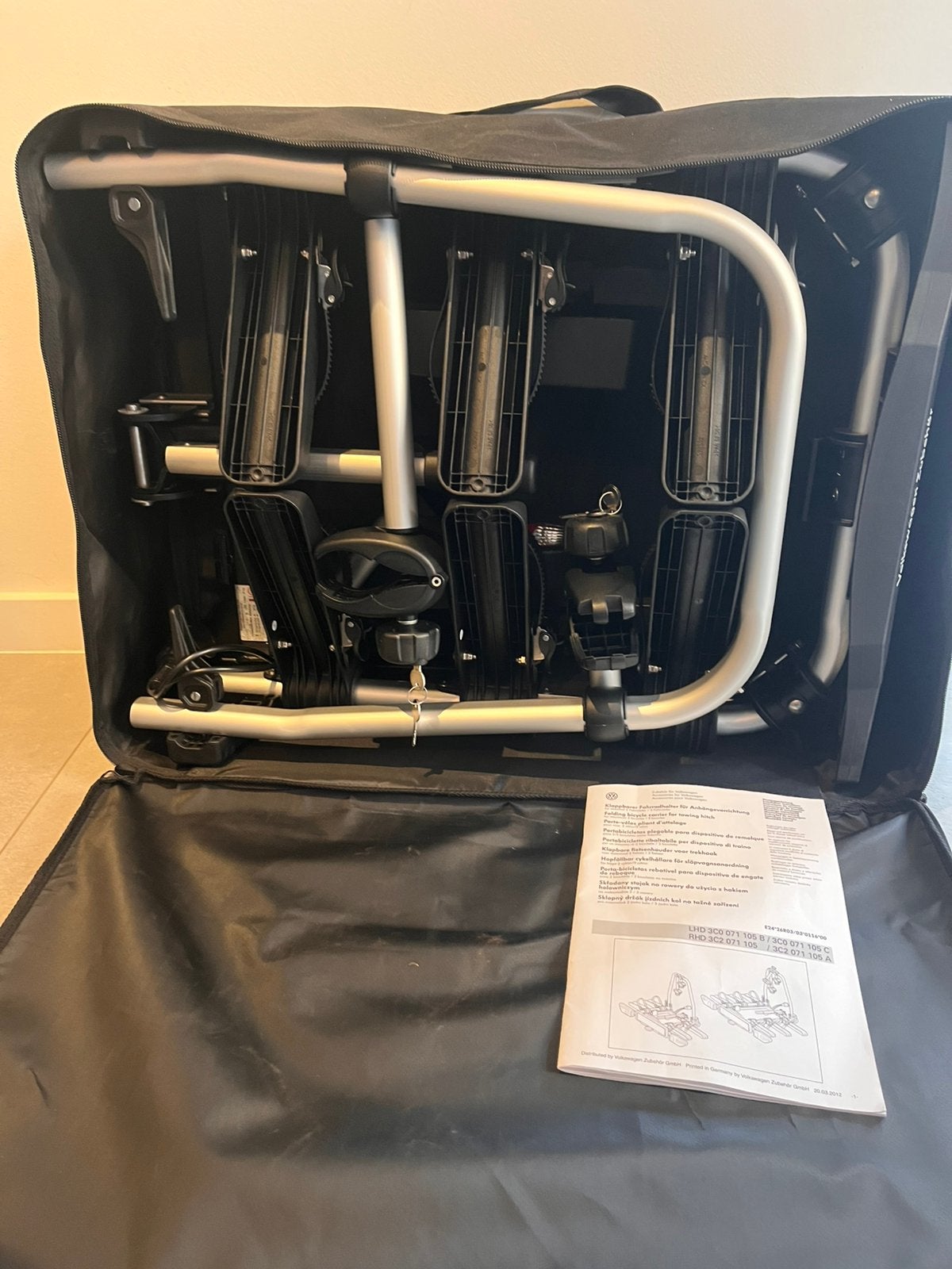 Porte-vélos Volkswagen Genuine Compact III — nouveau !, Autos : Divers, Porte-vélos, Neuf, 3 vélos ou plus, Enlèvement, Porte-hayon