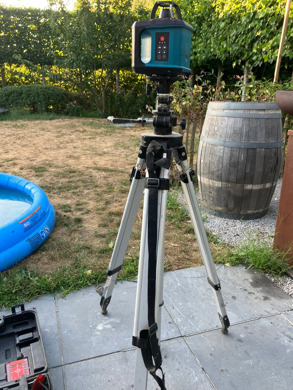Laser, Doe-het-zelf en Bouw, Meetapparatuur, Ophalen, Zo goed als nieuw