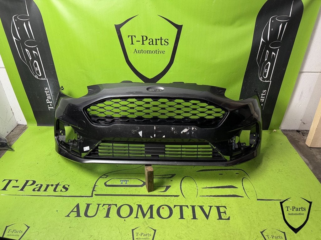 Pare-chocs avant Ford Fiesta MK8 ST Line, Pare-chocs, Info@ford.com, Ford Motor Company, American Road 1
48126  Dearborn