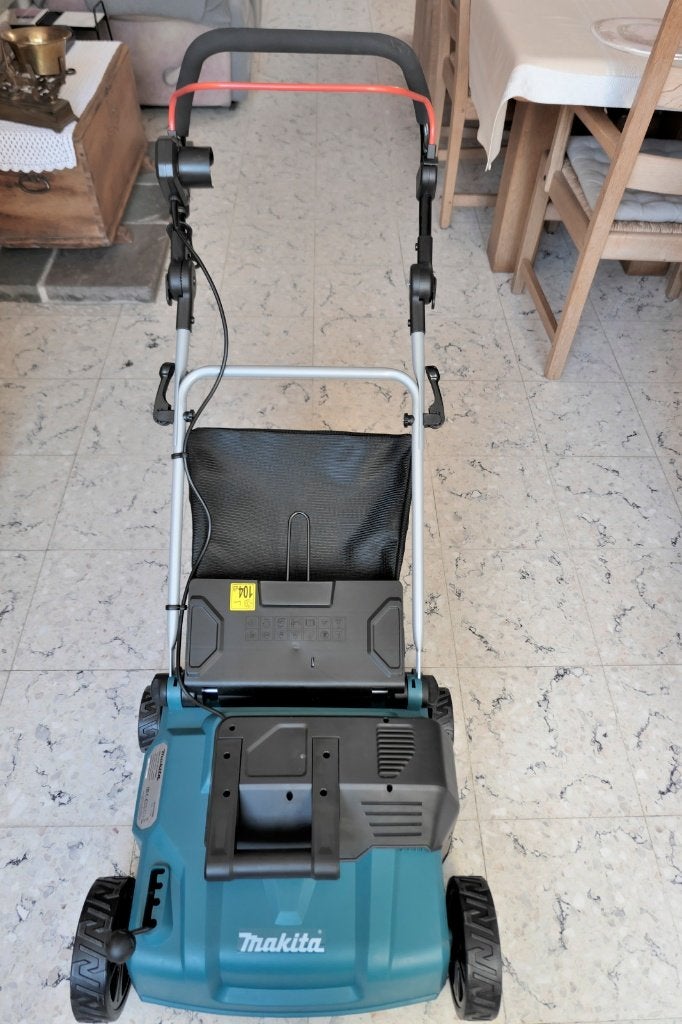 Scarificateur électrique Makita UV3600, Enlèvement, Neuf, Électrique, Makita