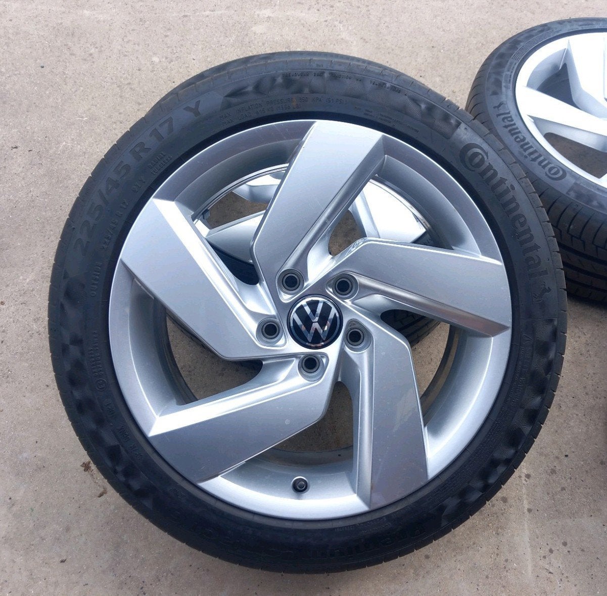 Velgen alu VW Golf 8 GTI GTE 5x112 17inch 6mm🚖 jantes, Autos : Pièces & Accessoires, Pneus & Jantes, Neuf, Pneus et Jantes, Véhicule de tourisme