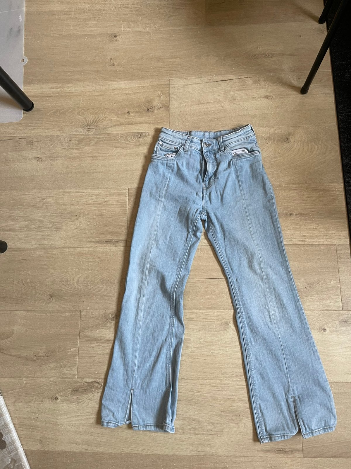 Flared jeans van Hema - 146, Ophalen of Verzenden, Zo goed als nieuw, Meisje, Broek