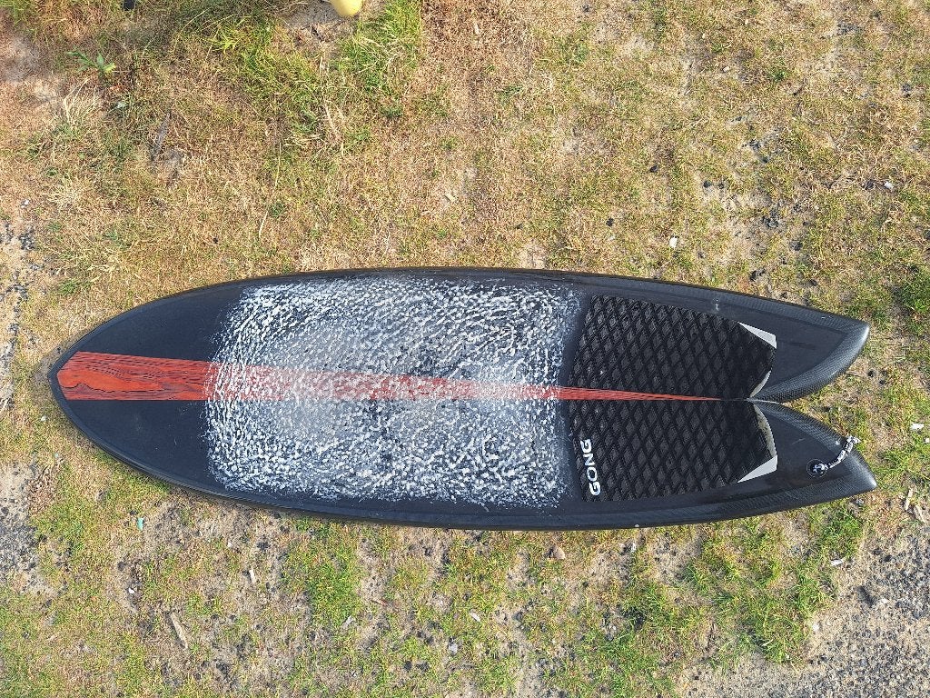 Fish 5'6 gong pie, Watersport en Boten, Golfsurfen, Ophalen, Gebruikt, Fish, Met vinnen