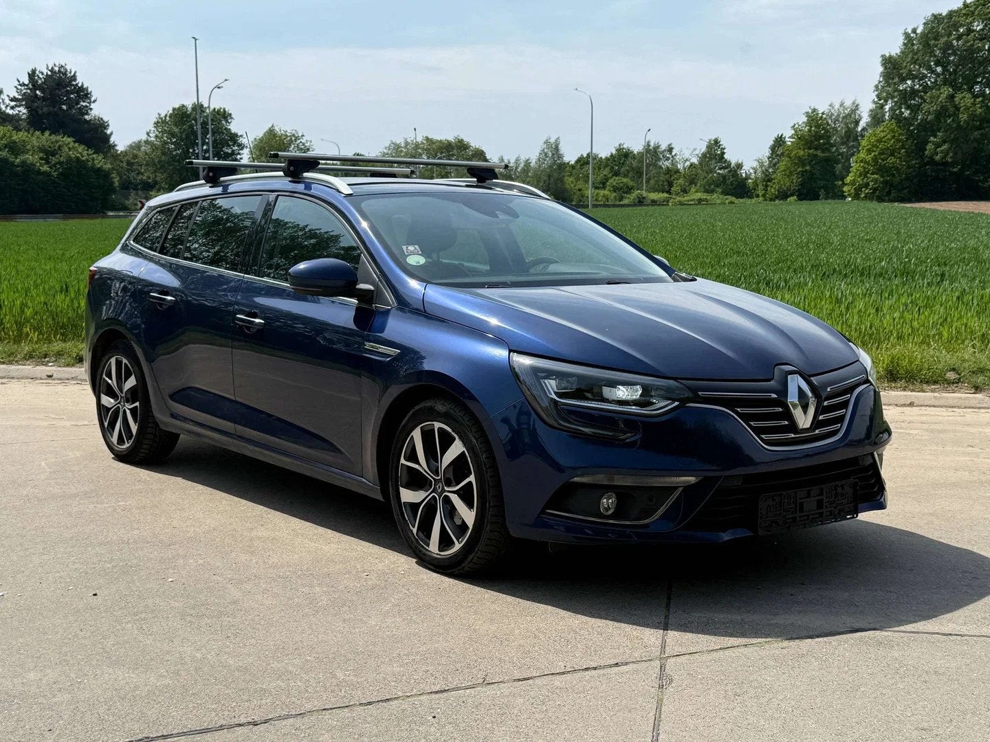 Renault Mégane Mégane SW 1.5 dCi Energy Limited / PANORAMI, Auto's, Gebruikt, 4 cilinders, Blauw, https://public.car-pass.be/vhr/301c66f4-a376-4073-934a-f9db6b988b21