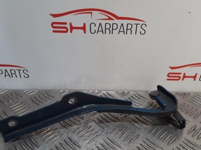 Charnière capot d'un Suzuki Alto, -, 3 mois de garantie, Utilisé, -