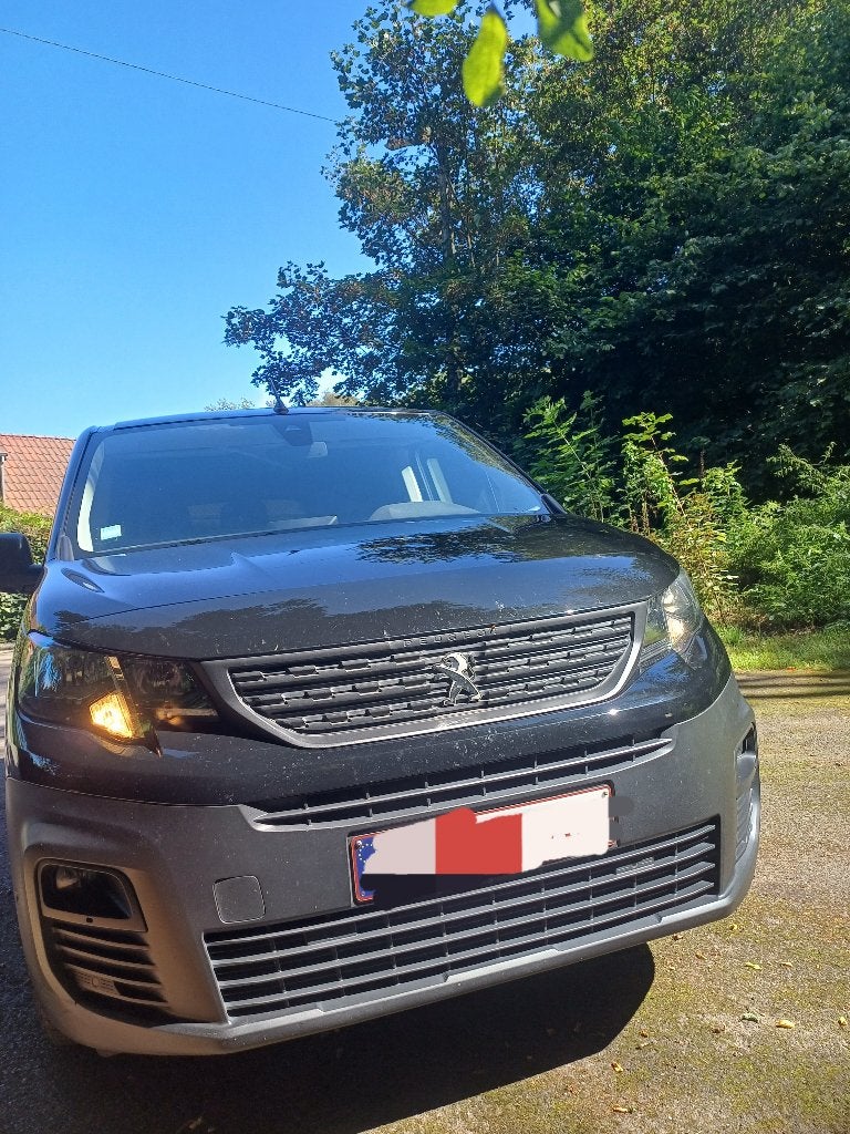 peugeot partner 2021, Autos, Euro 6, 3 places, Boîte manuelle, Entretenue par le concessionnaire