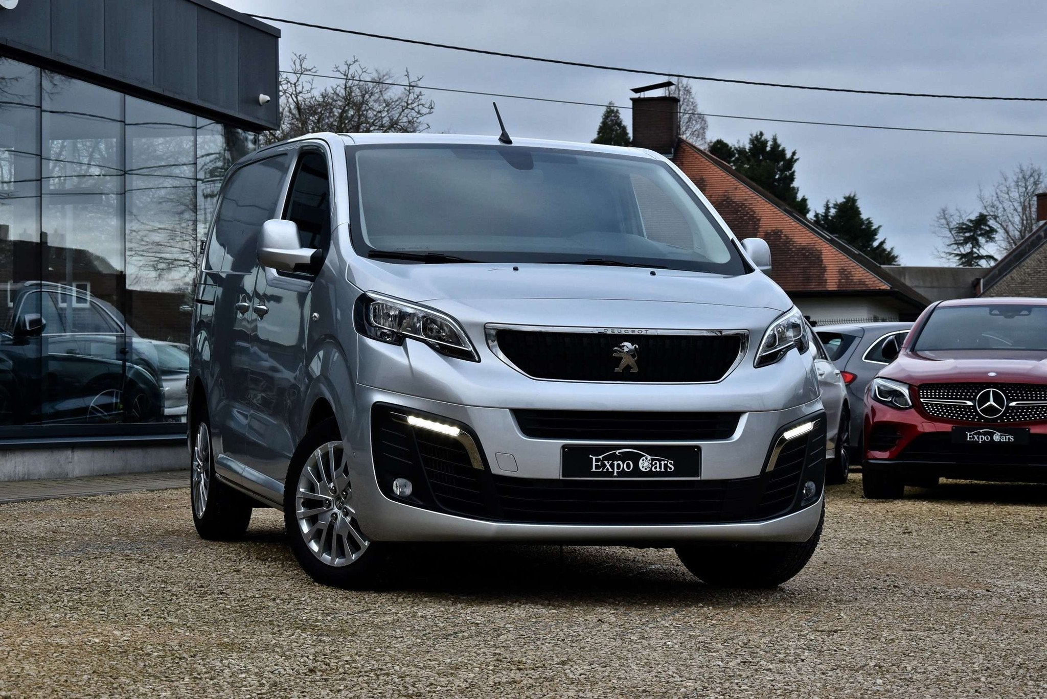Peugeot Expert L1H1 Edition*CRUISE*TREKHAAK*CARPLAY*PDC*, Autos, Argent ou Gris, Achat, 139 g/km, Entreprise