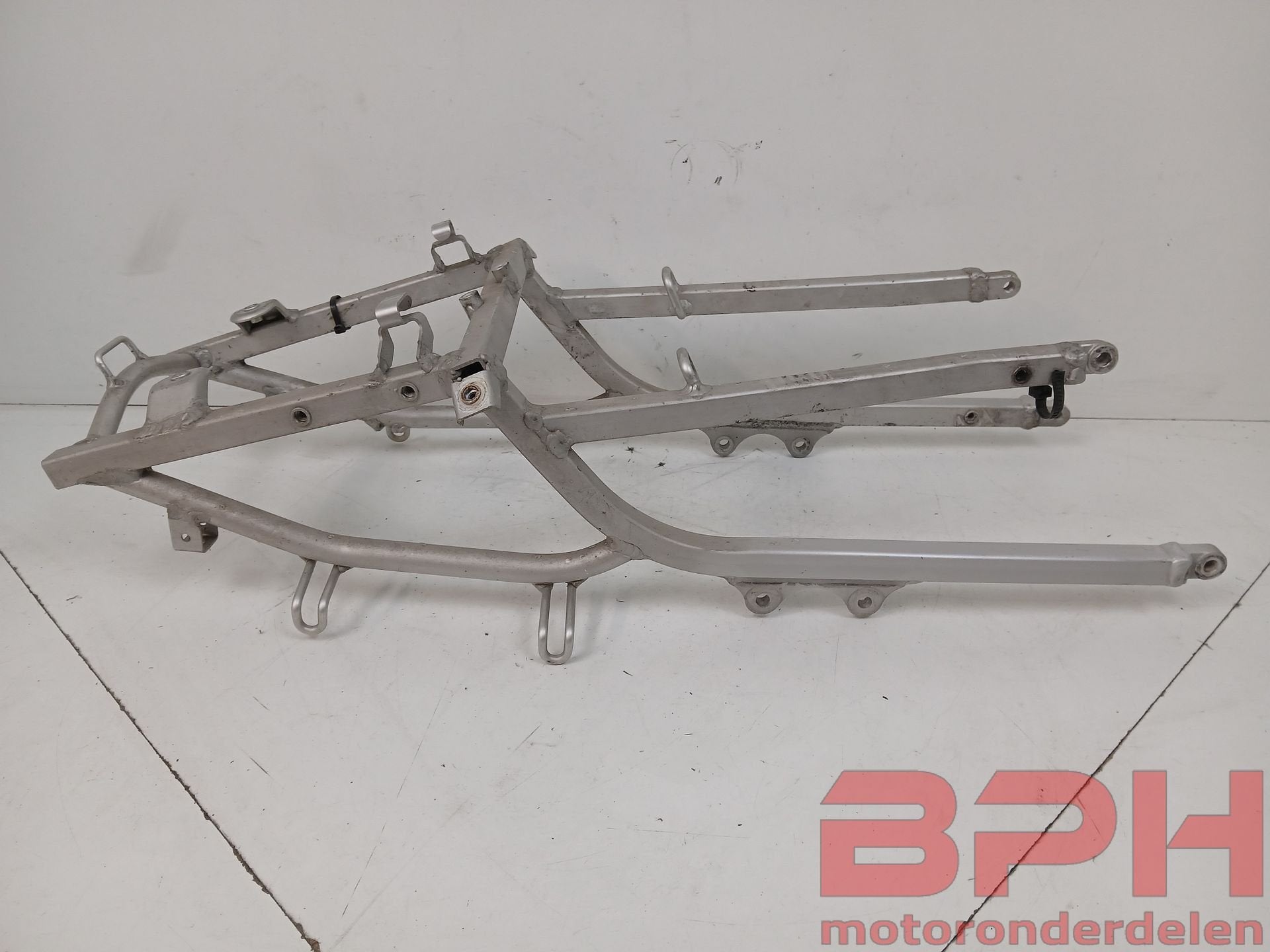 Subframe Suzuki GSX-R 600 750 1000 K1 K2 K3 2001 t/m 2003 GS, Enlèvement ou Envoi, -, -, -