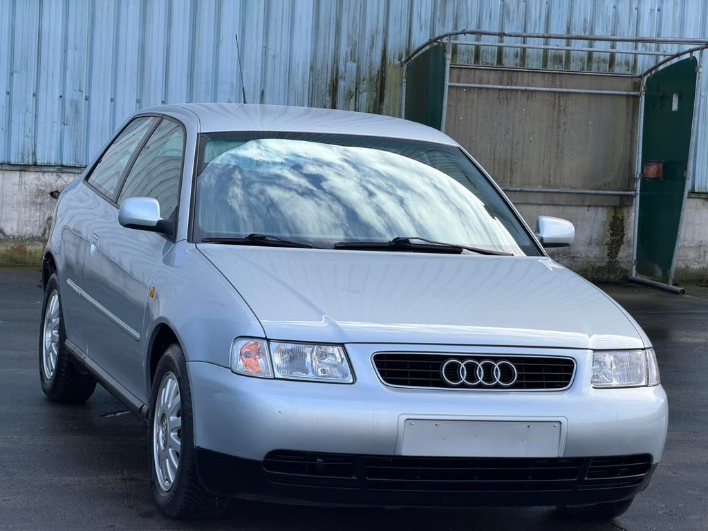 Audi a 3 1.6 Essence / 1 Main - Airco - 80 000 Km, Autos, Argent ou Gris, Entreprise, Boîte manuelle, 4 cylindres