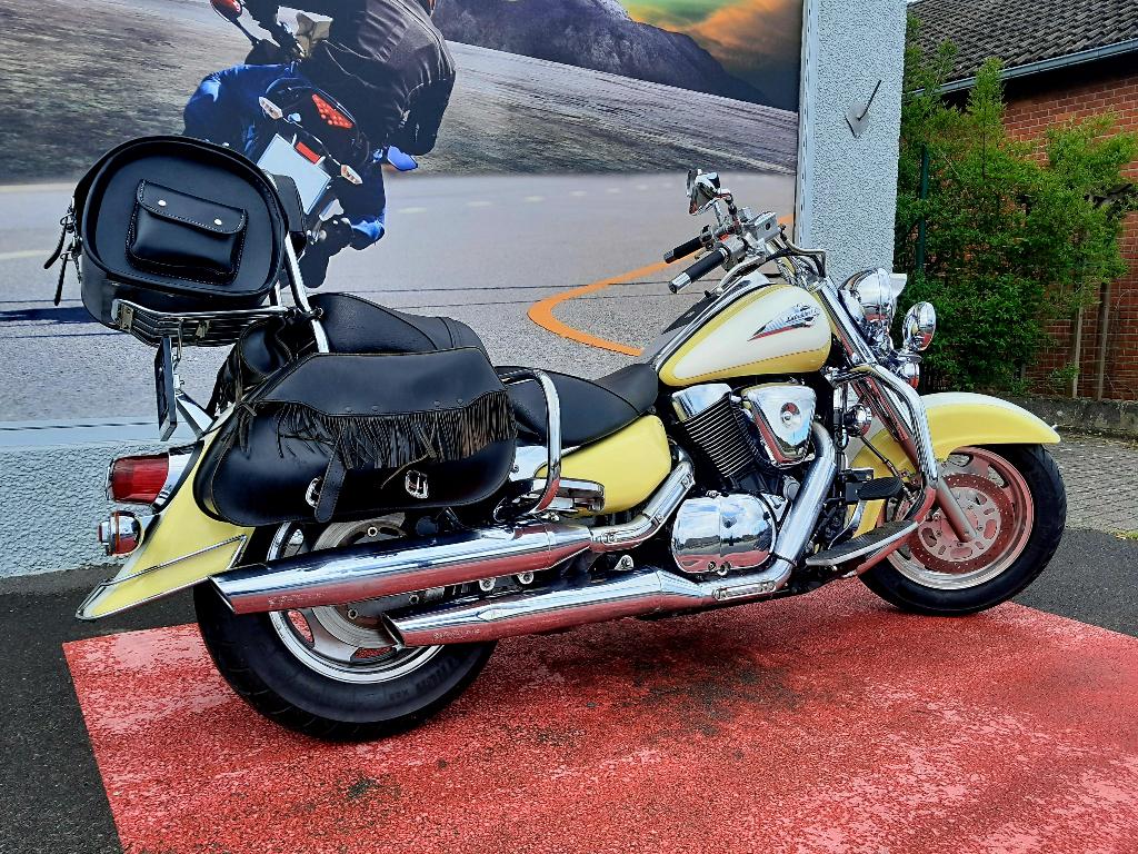 SUZUKI INTRUDER VL 1500 GARANTIE 1 AN, Motoren, 2 cilinders, Occasion, Bedrijf, Meer dan 35 kW