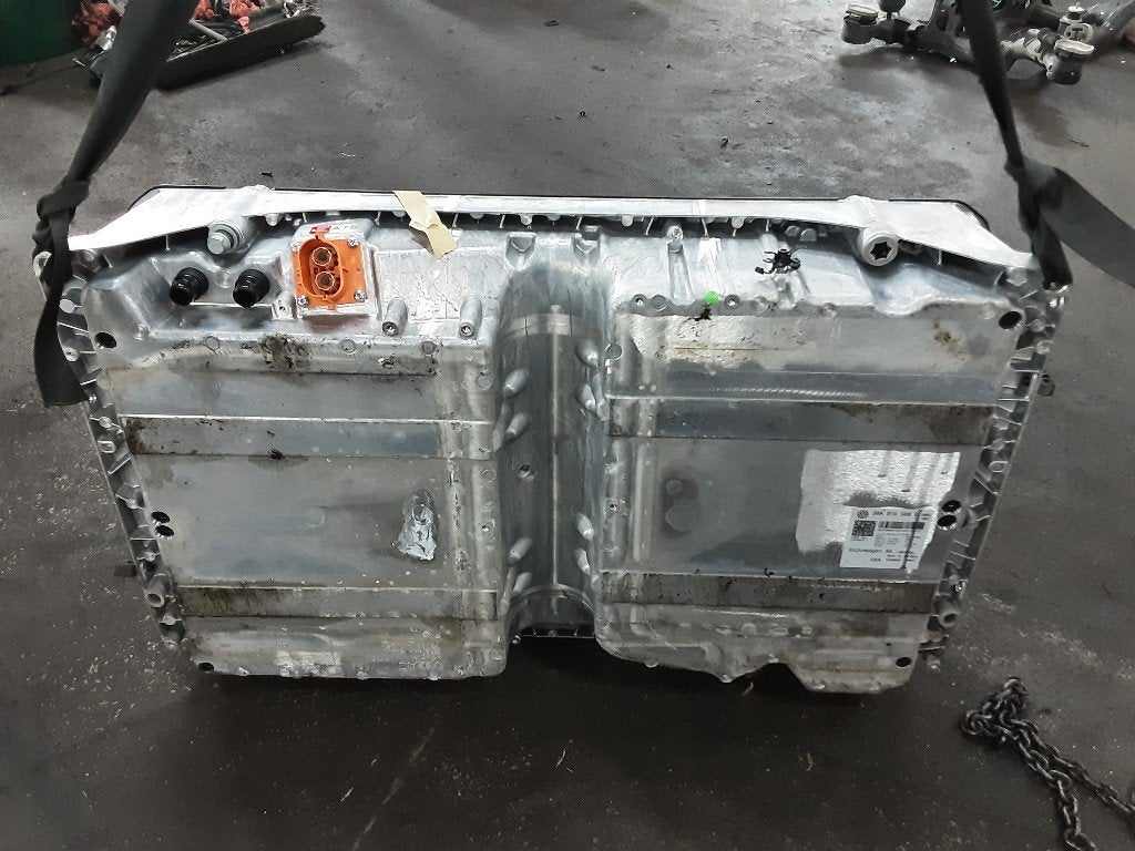 BATTERIE HAUT VOLTAGE Golf VIII (CD1) (5WA915588E), Volkswagen, Volkswagen AG, Utilisé, Kundenbetreuung@volkswagen.de